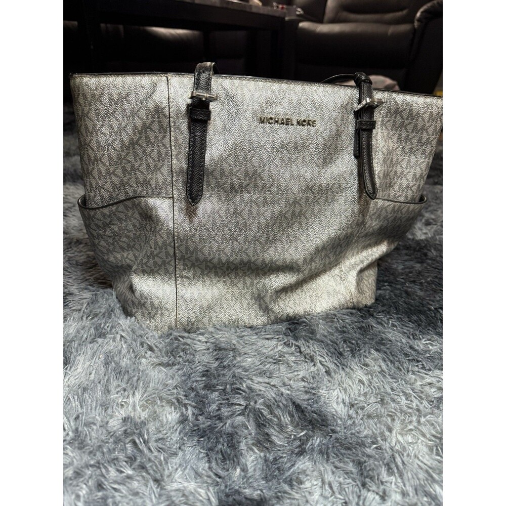 Michael Kors handbag purse Black & Silver shoulder bag flaws pictured